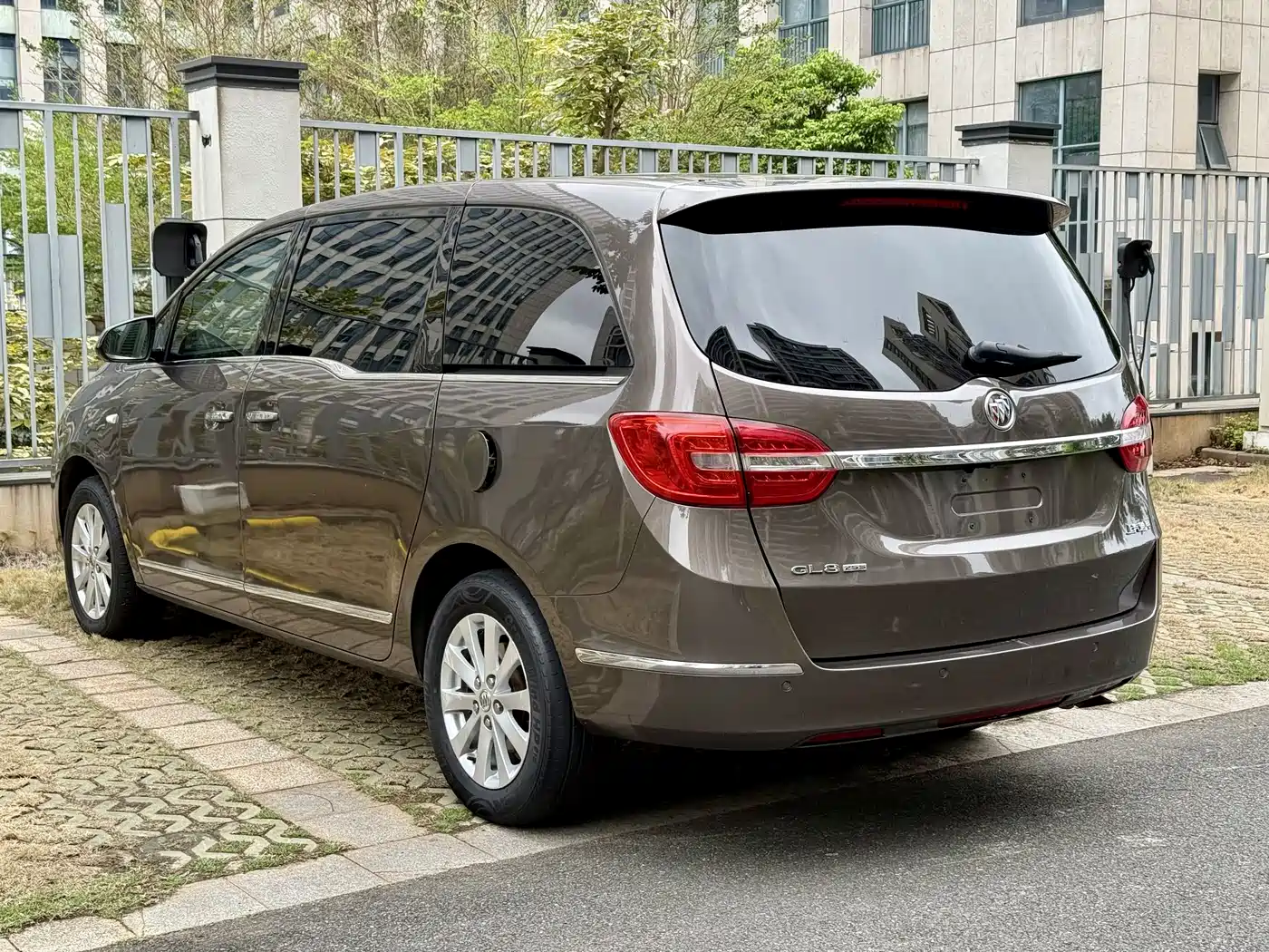 Buick GL8 2017 25S Luxury China V фото 7