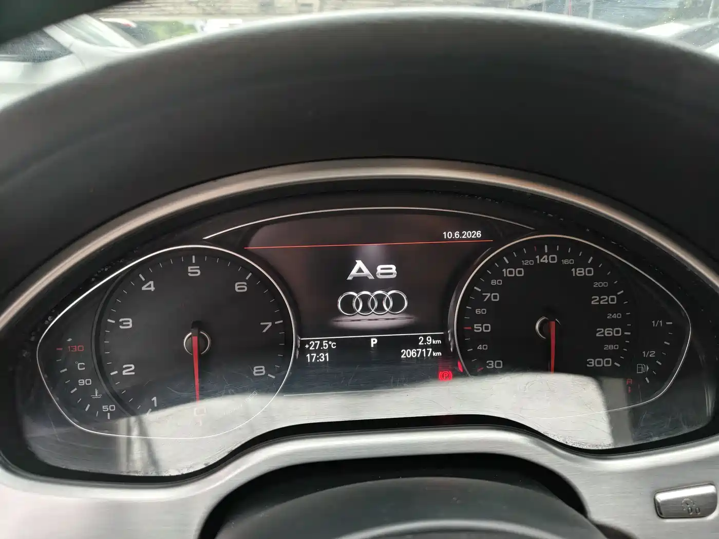 Фото 21 - Audi A8