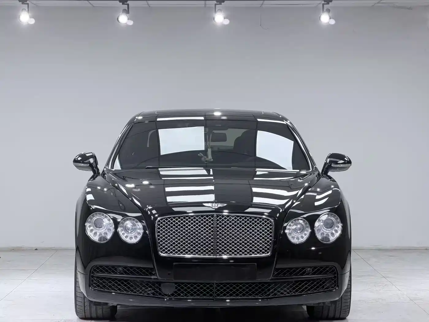 Bentley Flying Spur 2016 — пригон из Китая