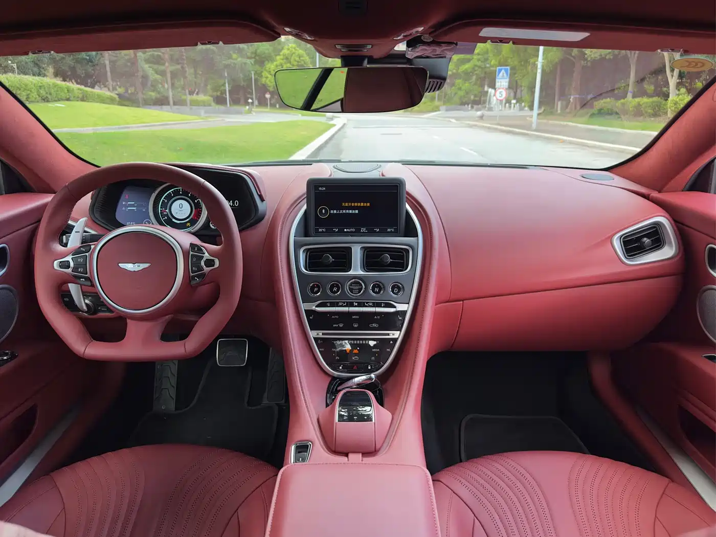 Aston Martin DB11 2022 2022 4.0T V8 Coupe