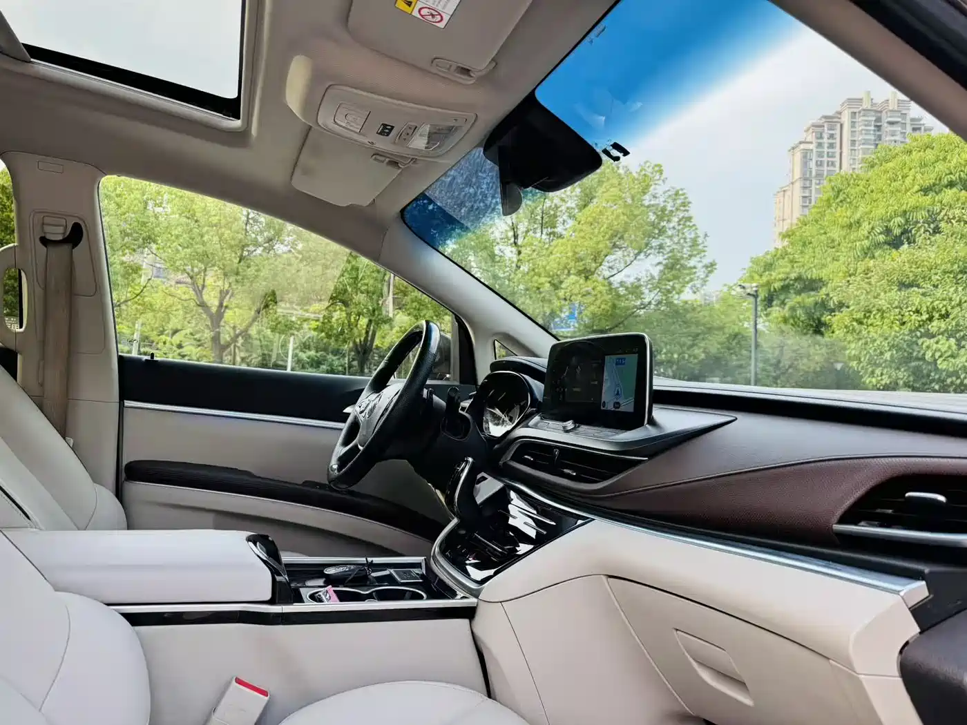 Buick GL8 2021 Land Business Class 652T Luxury фото 8
