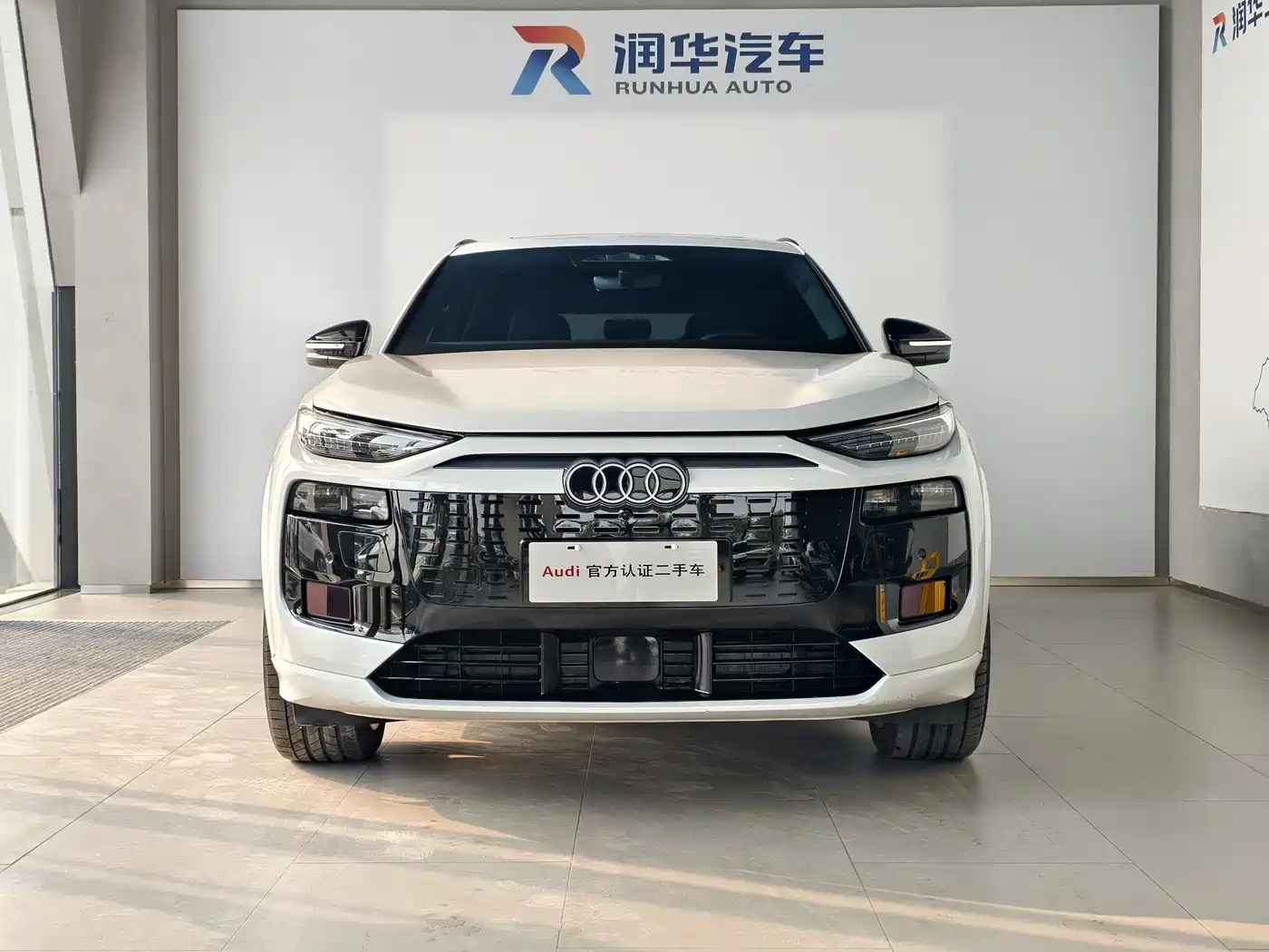 Audi Q6L e-tron фото 2