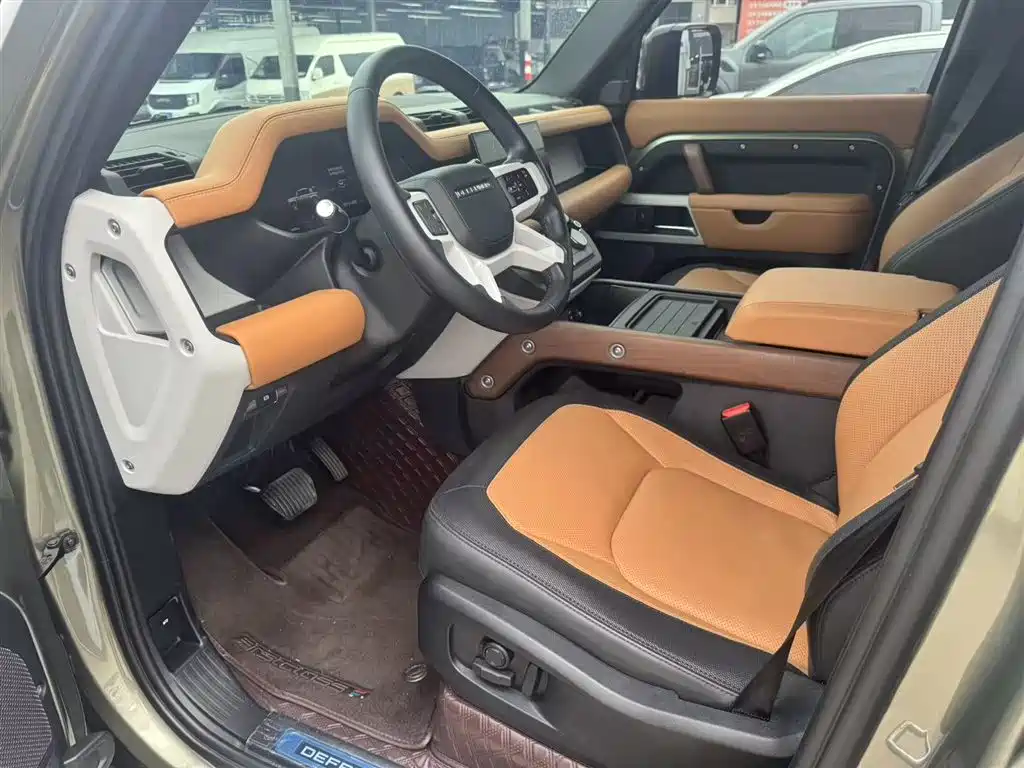 Land Rover Defender 2024 110 3.0T P400 X-DYNAMIC HSE фото 7