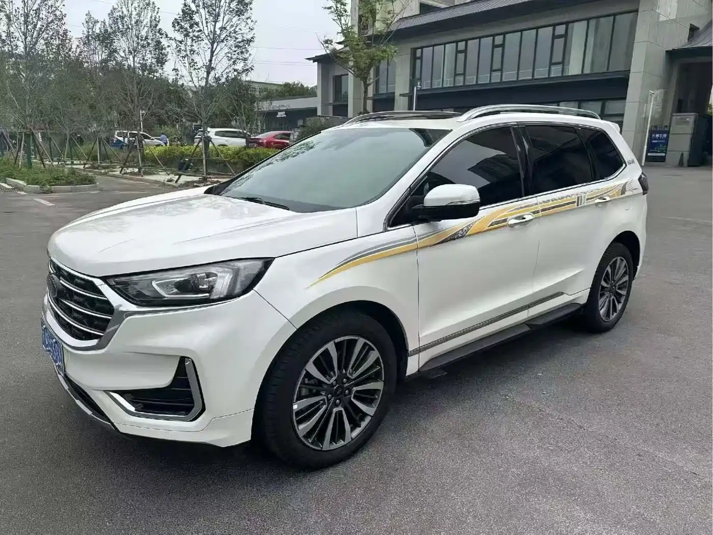Фото 3 - Ford Edge