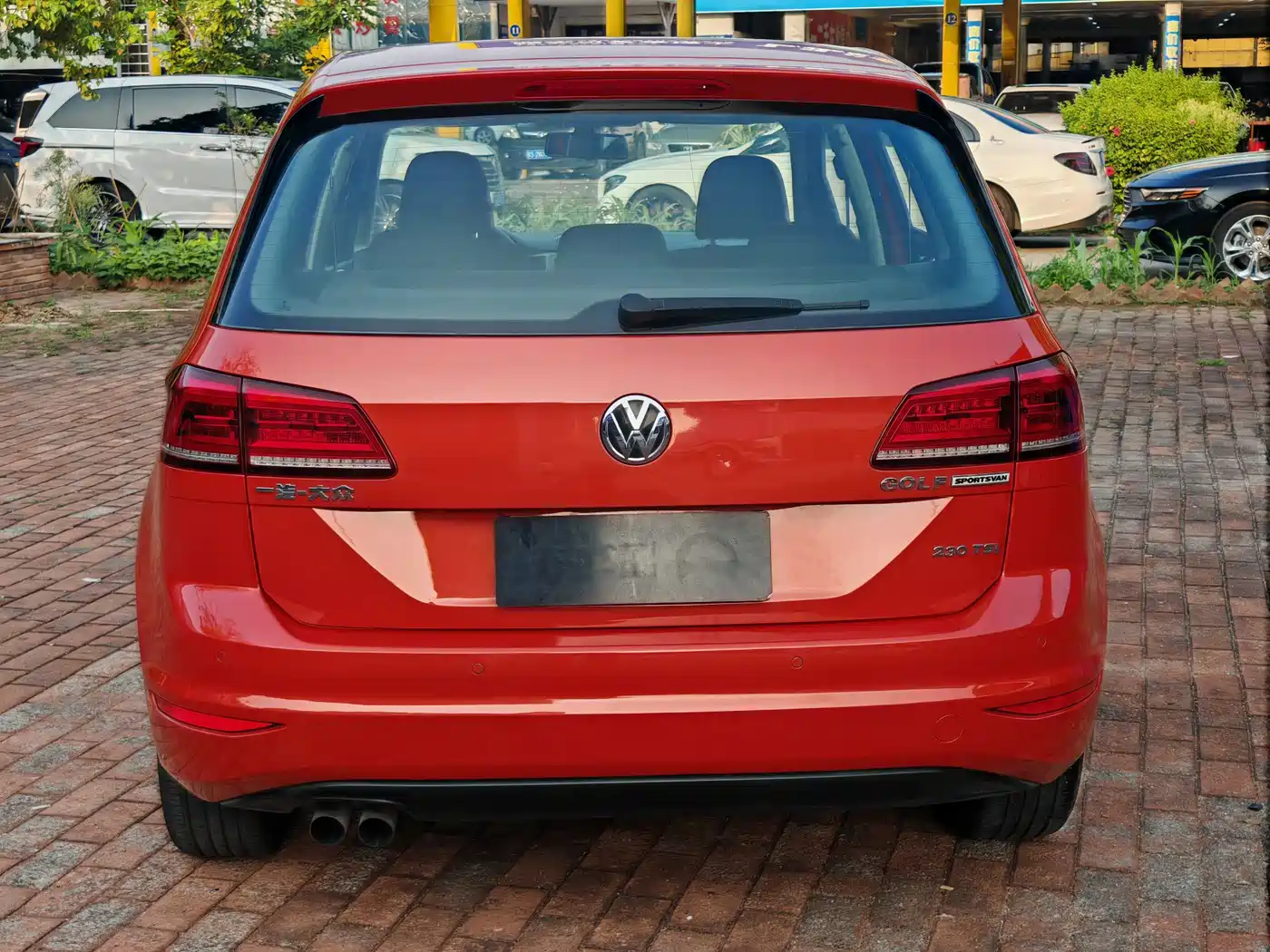 Volkswagen Golf Sportsvan 2016 230TSI Automatic Progressive фото 5