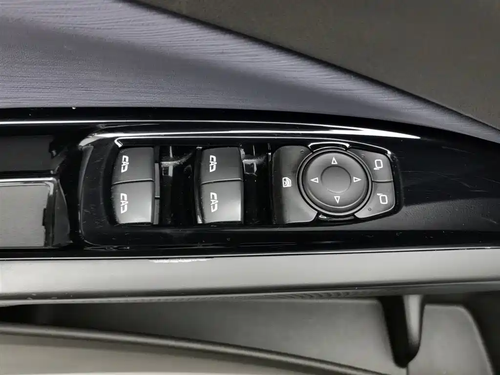 BUICK SLIGHTLY BLUE 6