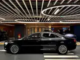 Photo 11 - Audi A8