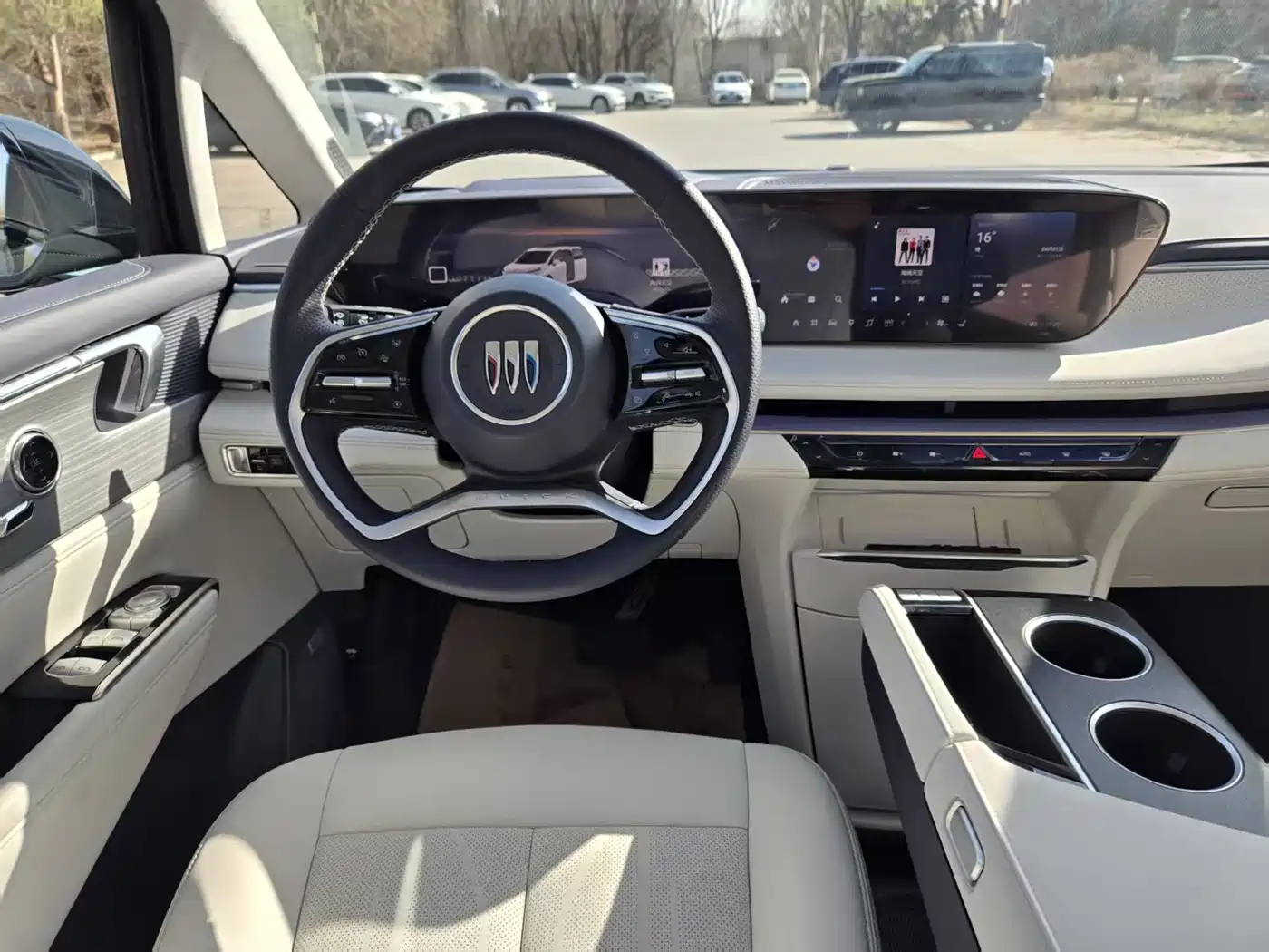 BUICK GL8 NEW ENERGY