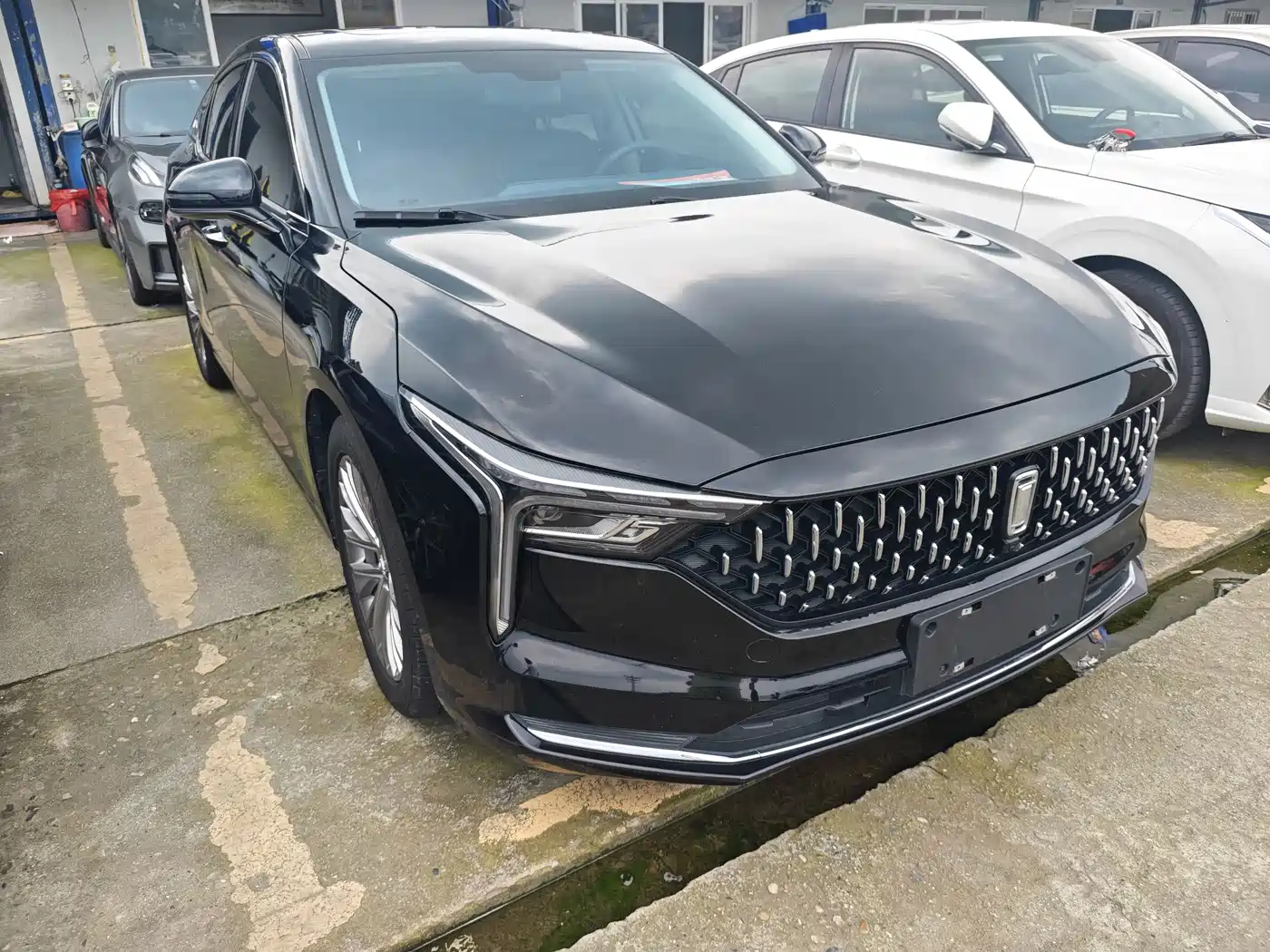 Photo 3 - Besturn B70