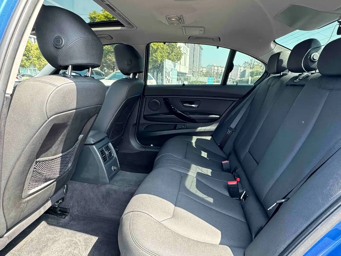 BMW 3 Series 2017 320Li M Sport фото 8