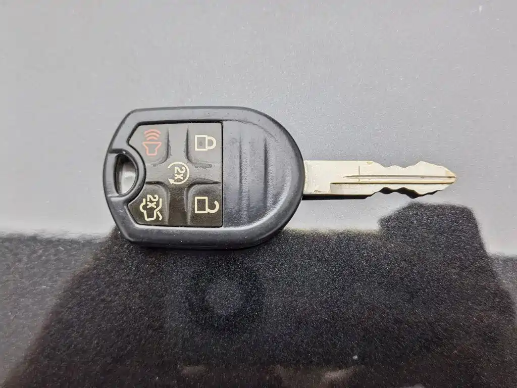 Ford Edge (Import) 2015 2012 2.0T Elite