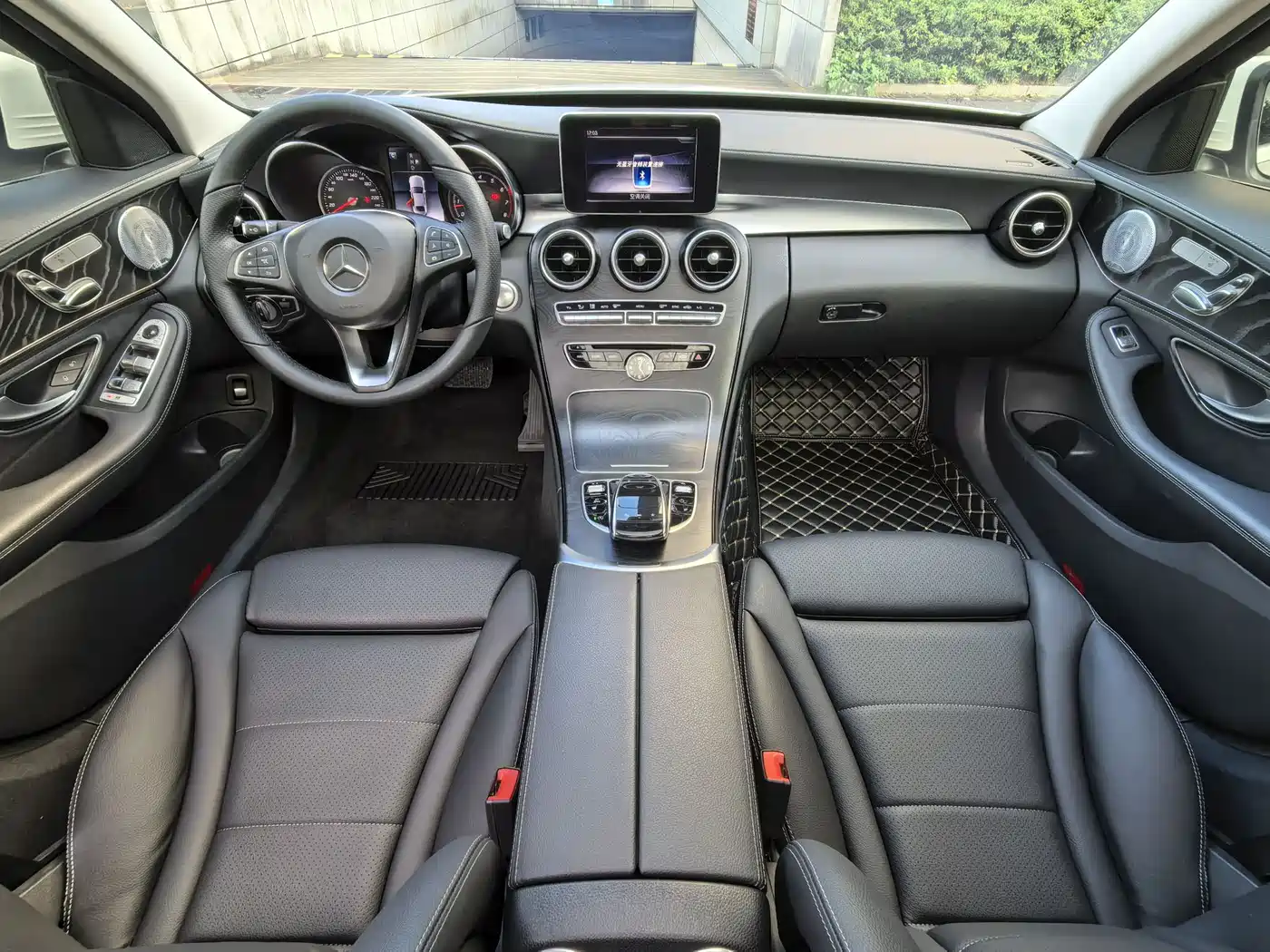 Mercedes-Benz C-Class 2018 C 200 L Sport Achievement Special Edition фото 7