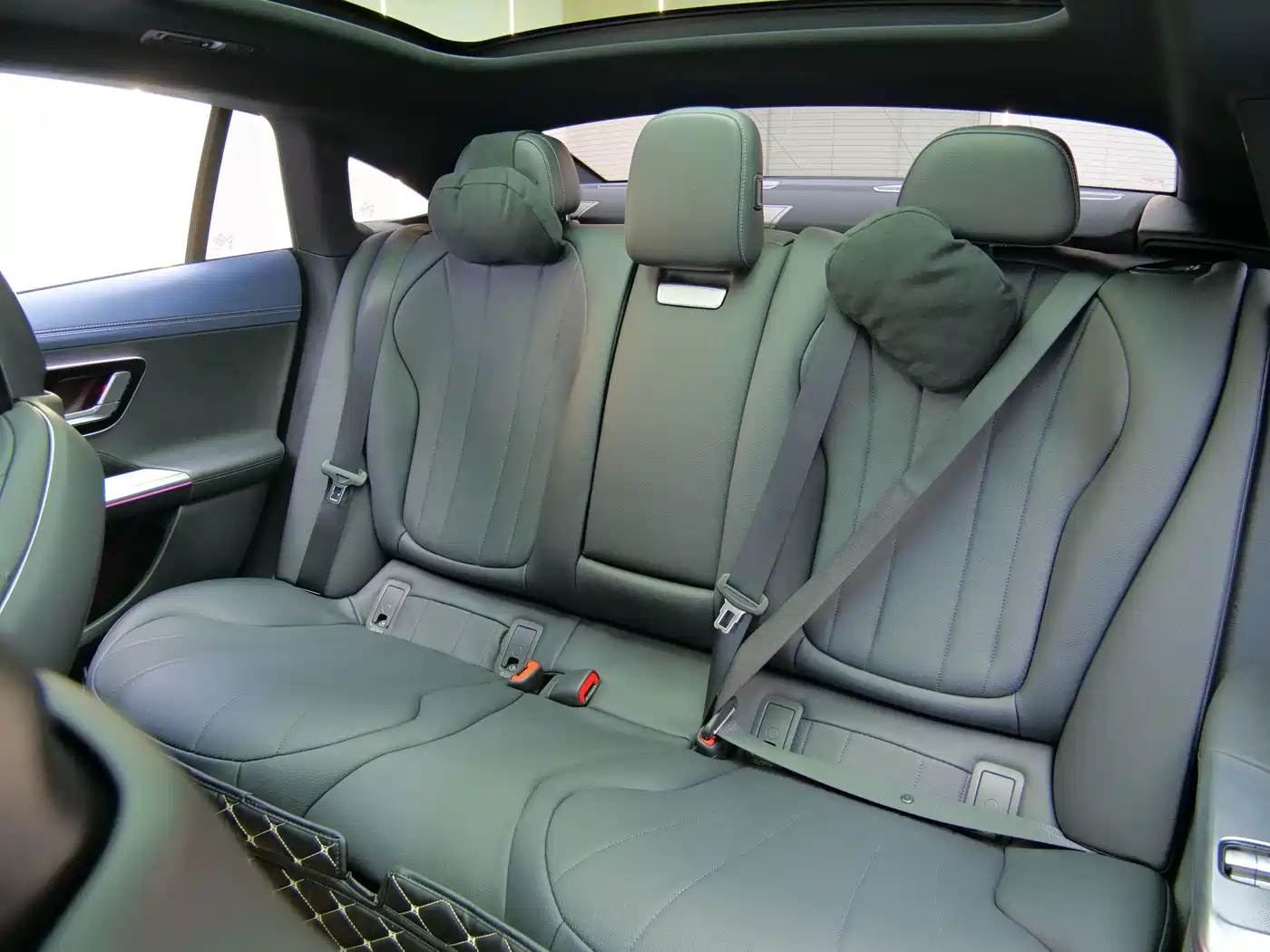 Mercedes-Benz EQE 2023 2022 350 Pioneer Edition