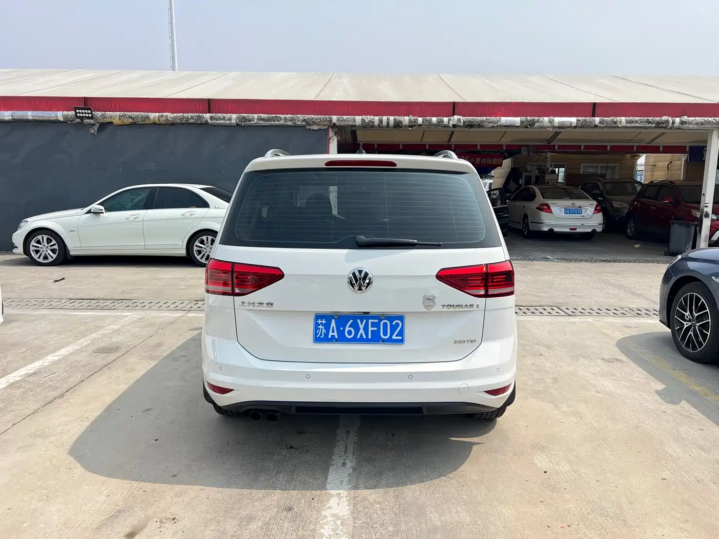 Volkswagen Touran 2016 Touran L 280TSI DSG Luxury фото 21