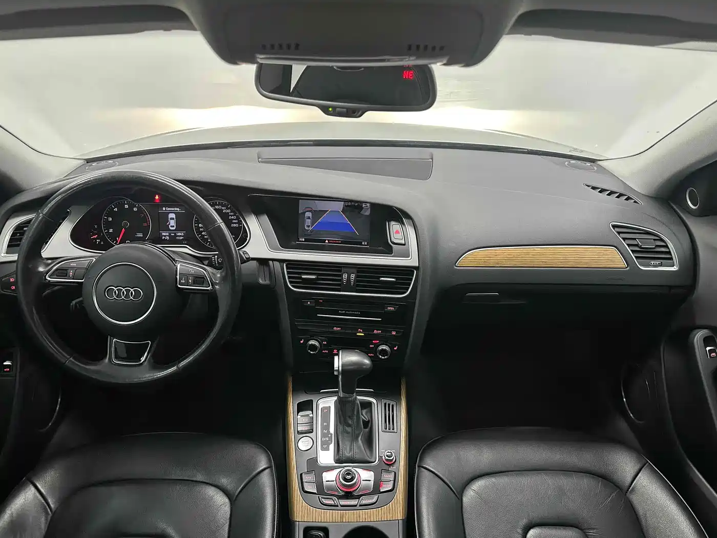 Фото 9 - Audi A4L