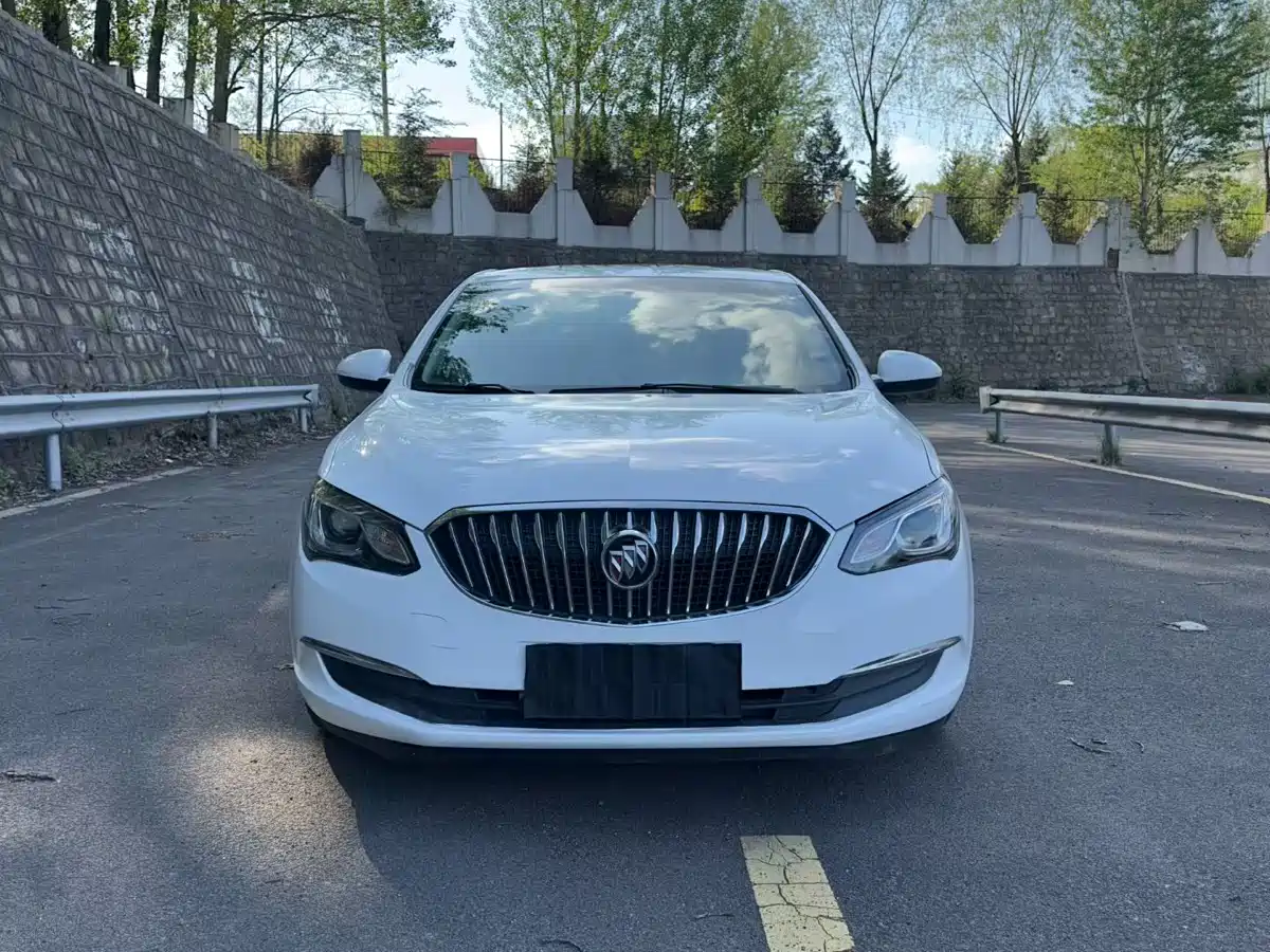 Buick Excelle 2015 18T Dual-Clutch Luxury фото 2