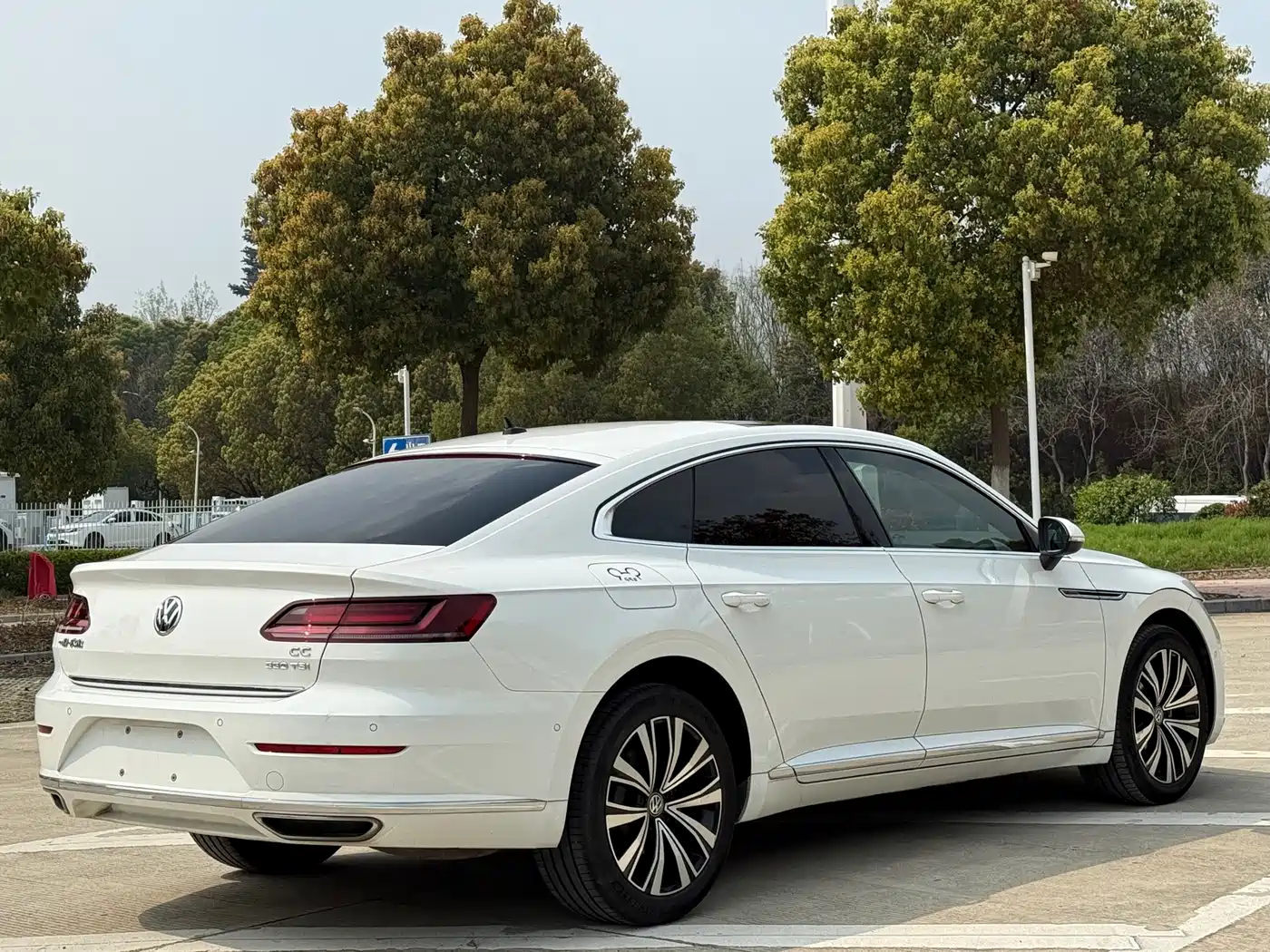 Volkswagen FAW-Volkswagen CC 2020 330TSI Glamour Version China VI фото 9