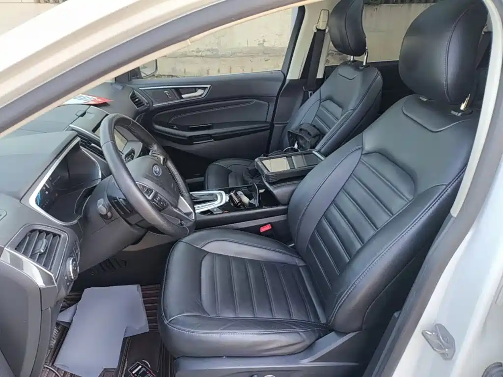 Ford Edge 2019 2018 EcoBoost 245 FWD Luxury 7-seater China V