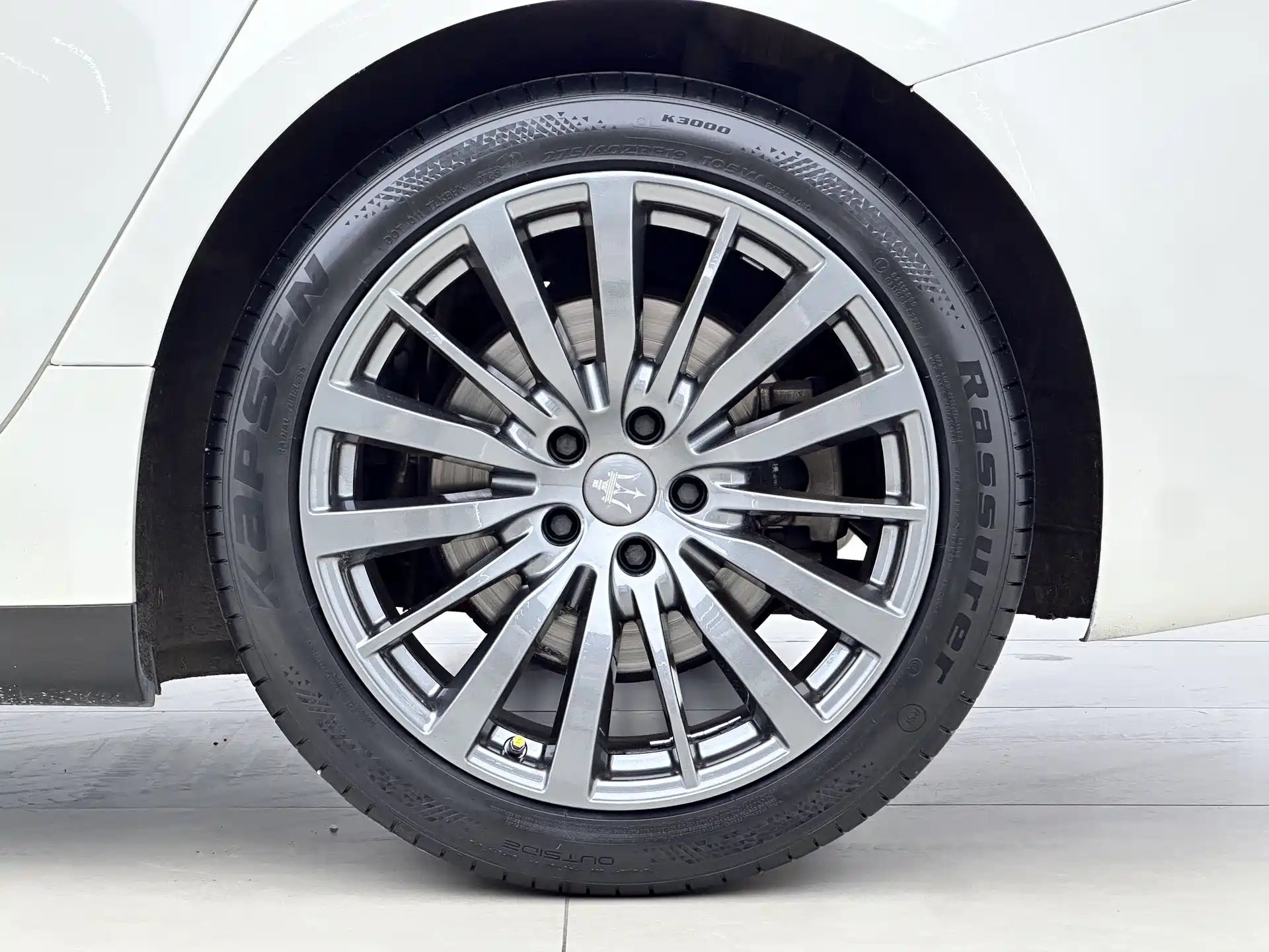 Photo 14 - Maserati Ghibli