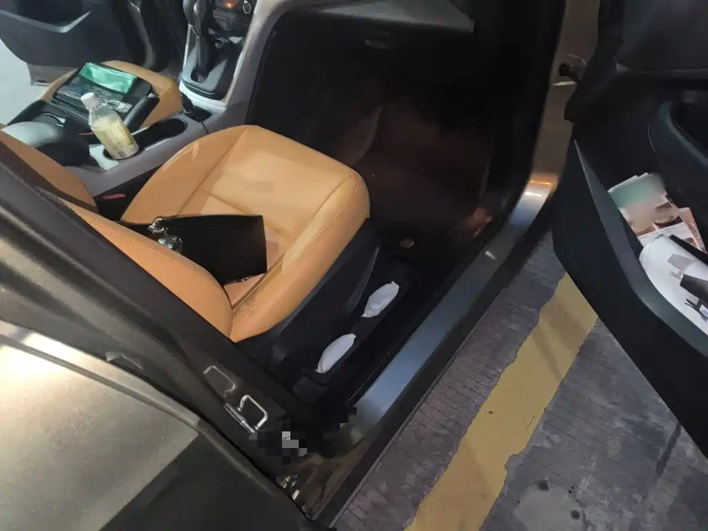 Фото 20 - Ford Kuga