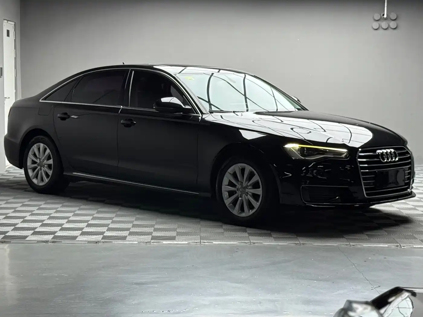 Audi A6L 2016 TFSI Technology фото 3