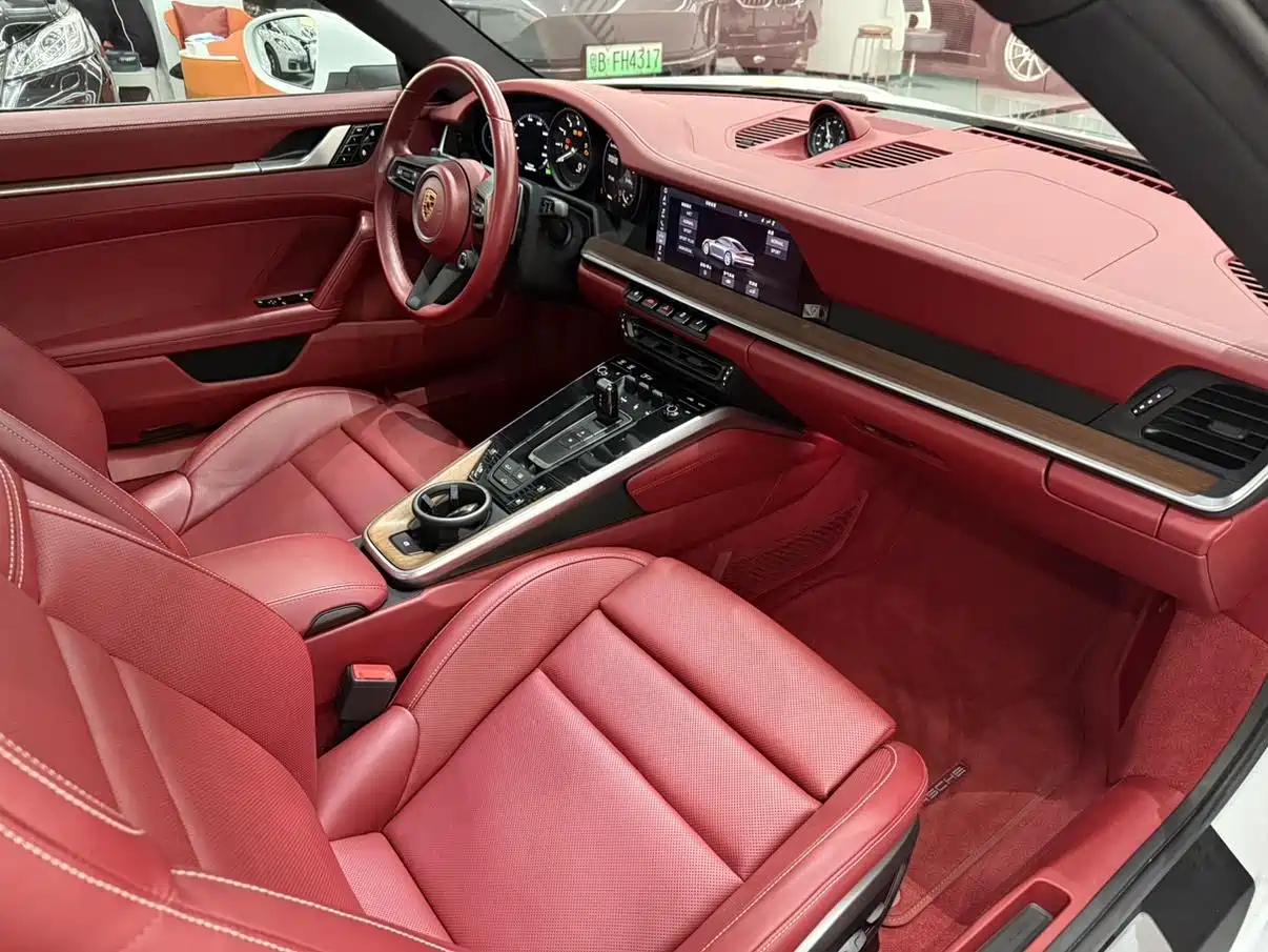 Porsche 911 2020 Carrera 3.0T фото 10