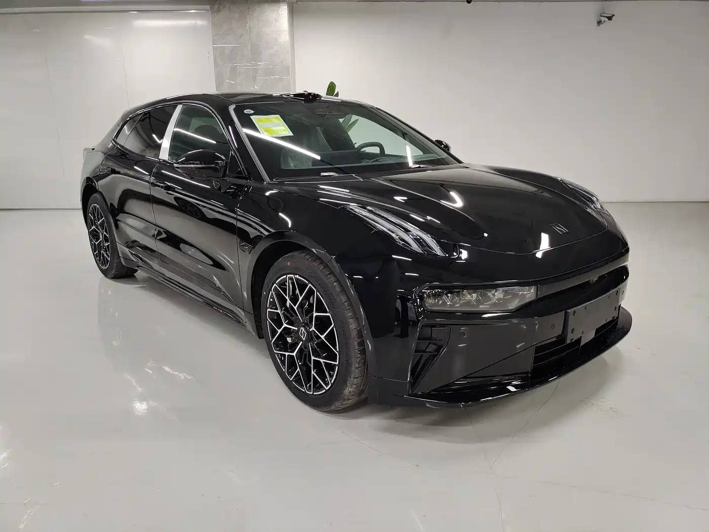 ZEEKR EXTREME KRYPTON 001