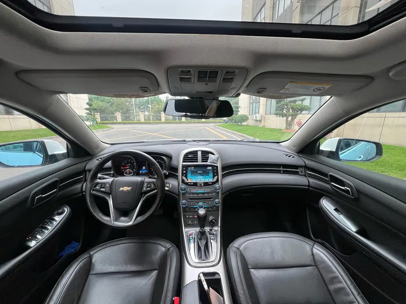 Chevrolet Malibu 2013 2.4L Automatic Flagship Edition фото 13