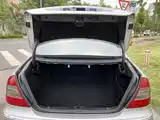 Photo 12 - Mercedes-Benz E-Class