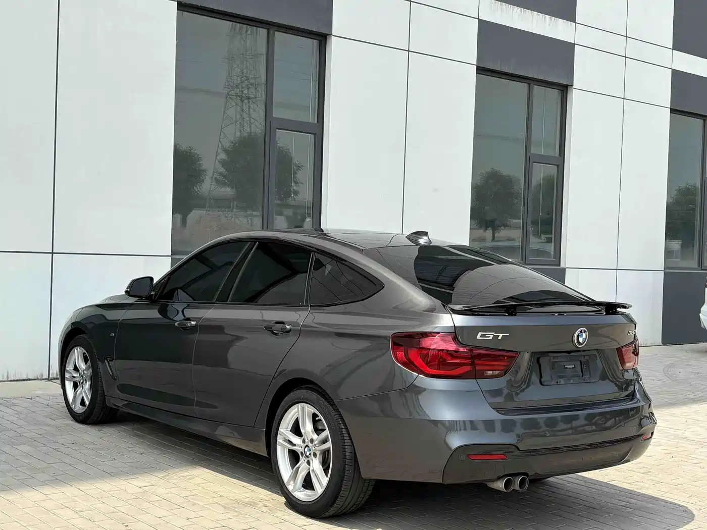 BMW 3 Series GT 2020 320i M Sport Package фото 9
