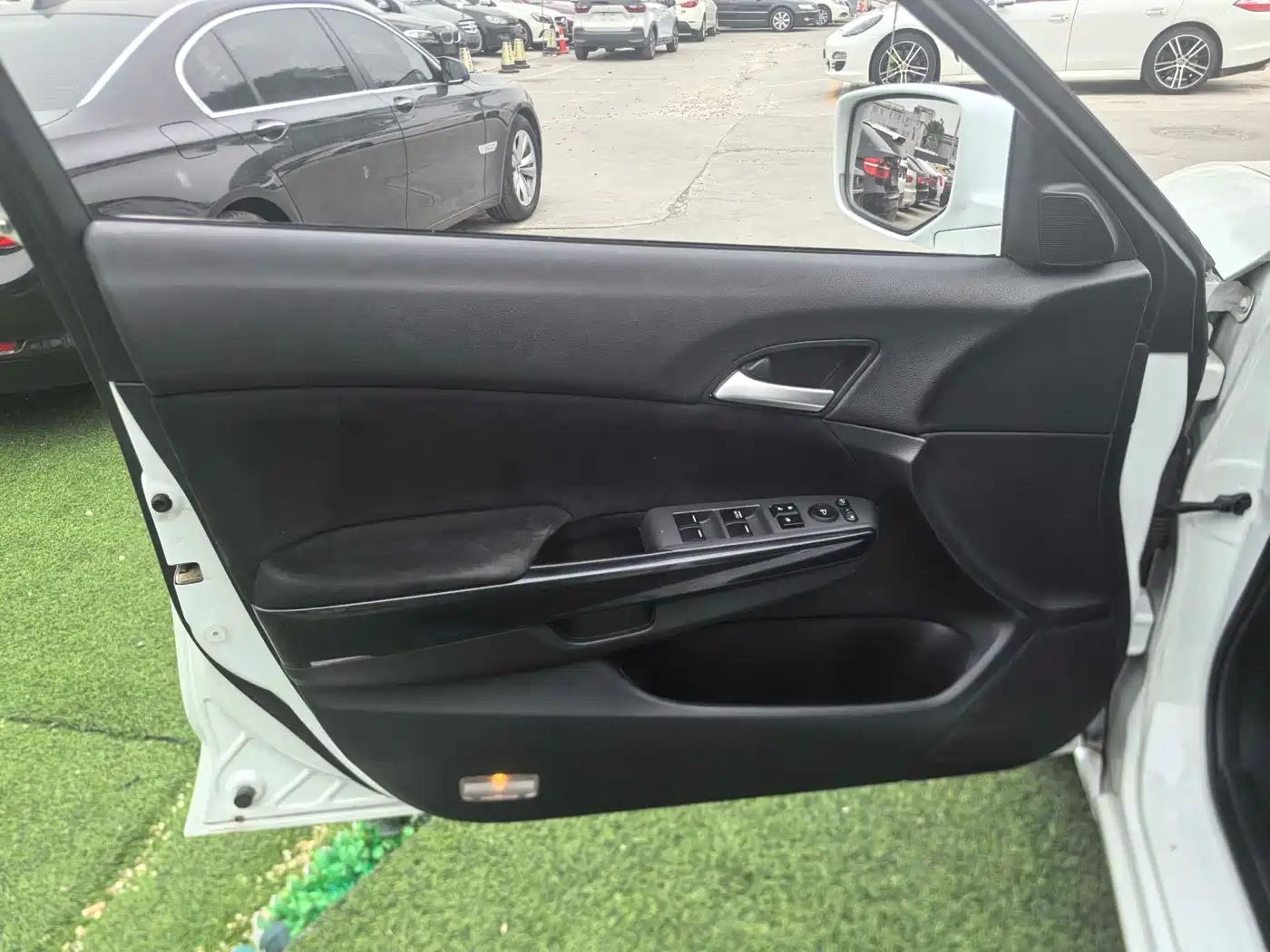 Фото 5 - Honda Accord