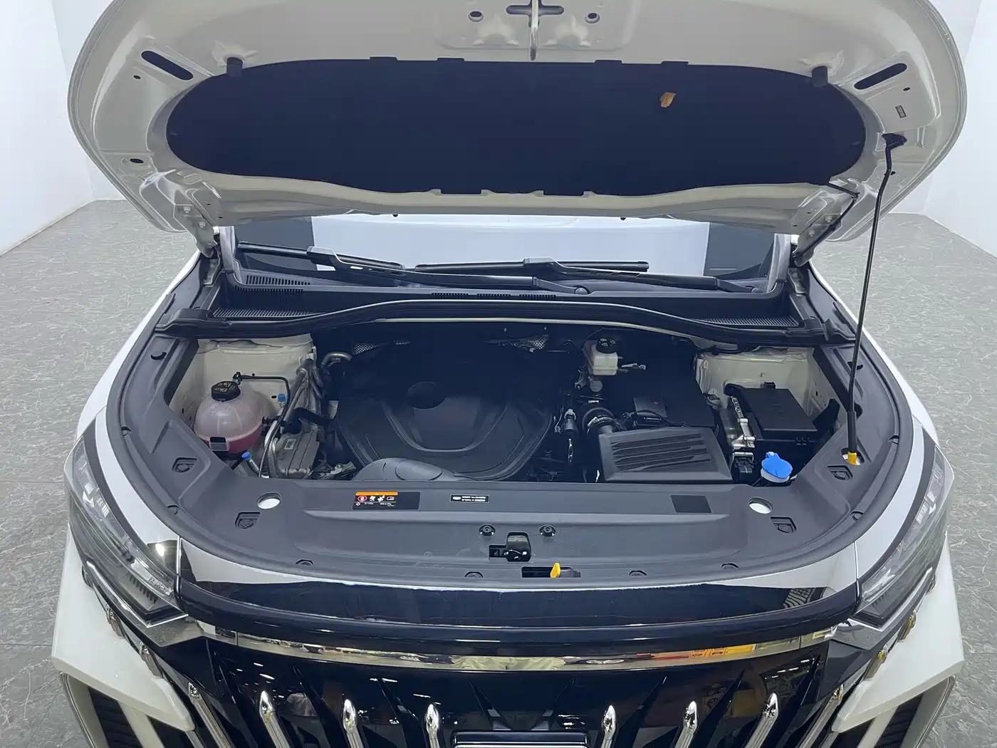 Geely Haoyue L 2024 2025 2.0T DCT Exclusive
