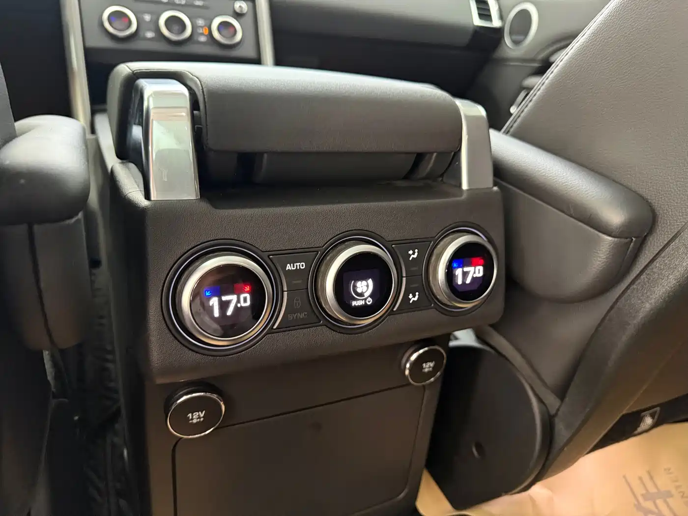 Land Rover Discovery 2020 3.0 SC V6 30th Anniversary Special Edition фото 18