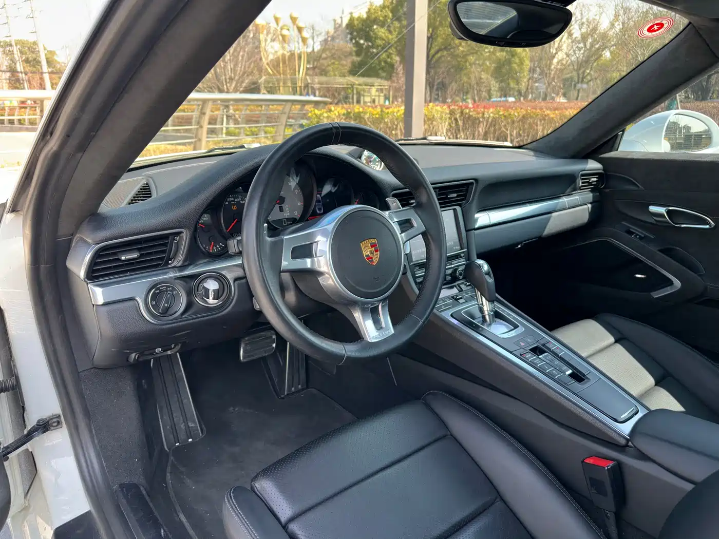Porsche 911 2012 Carrera S 3.8L фото 9