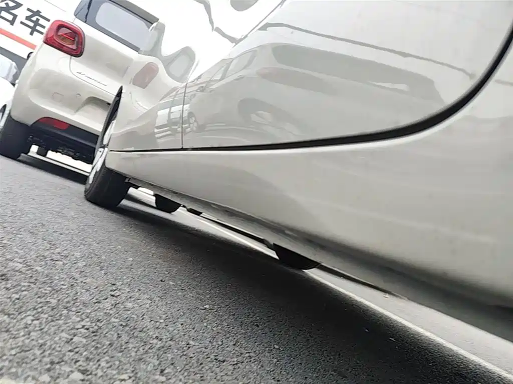 Wuling Motors Hongguang MINIEV 2026 2025 4-Door Advanced