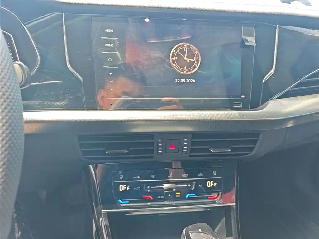 Volkswagen Passat 2024 330TSI Elite Edition фото 13