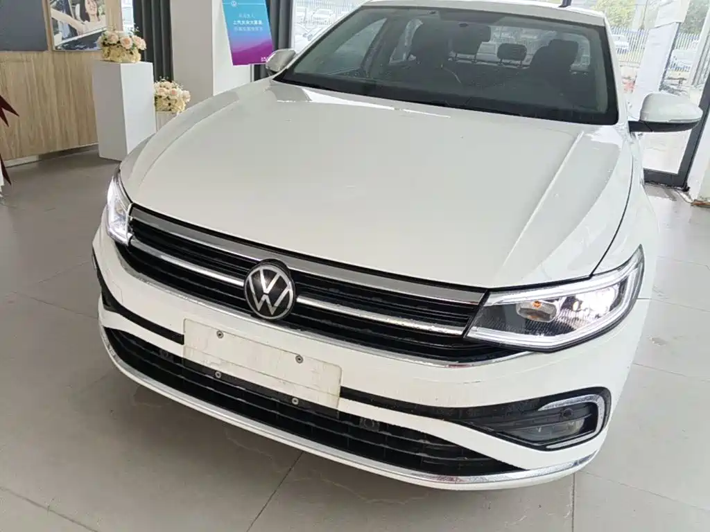 Фото 3 - Volkswagen Bora