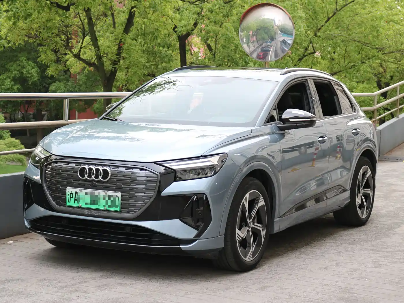 Audi Q4 e-tron 2023 40 e-tron Creation Night Edition