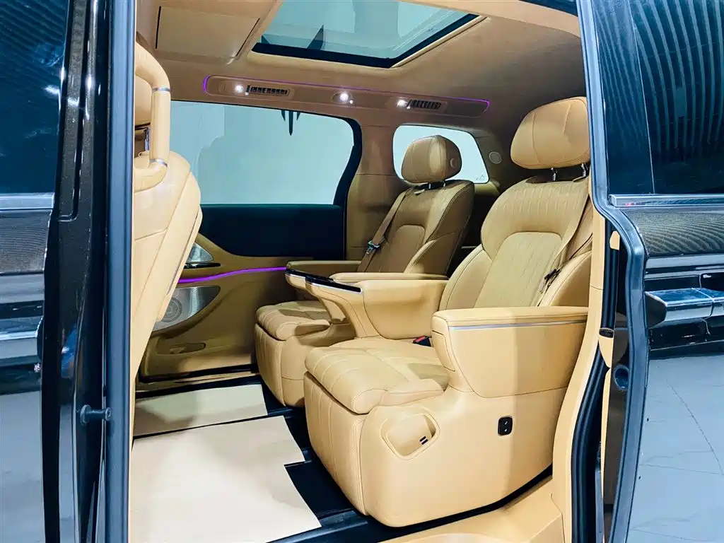 Voyah Auto Voyah Dreamer 2025 PHEV AWD Flagship Kunpeng Edition фото 11