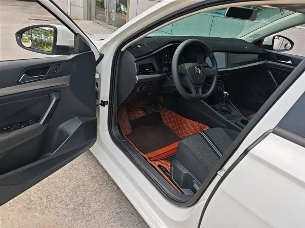 Volkswagen Lavida 2019 1.5L Automatic Trend Edition China VI фото 16