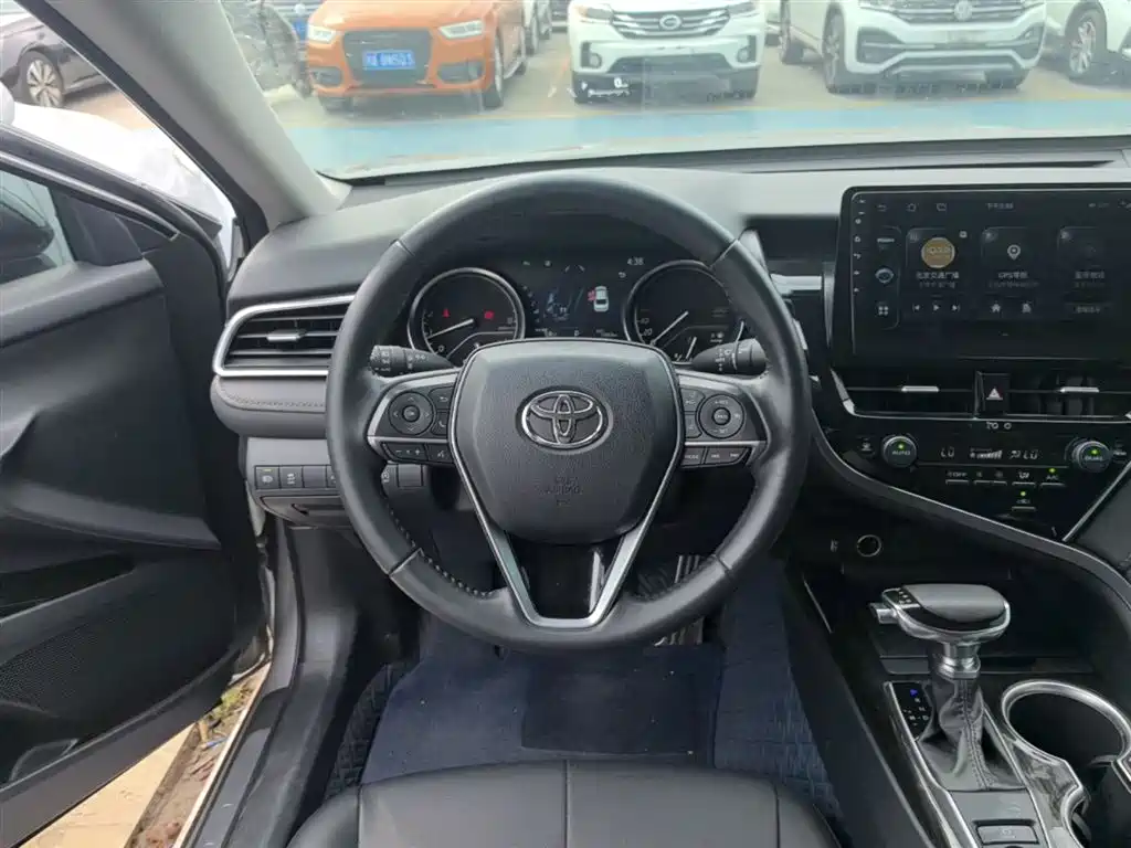 Toyota Camry 2021 2.0G Luxury Edition фото 11