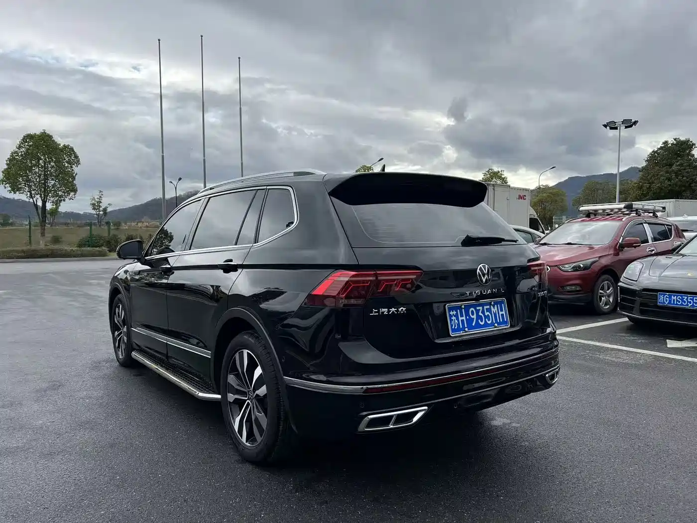 Volkswagen Tiguan L 2022 330TSI Auto 2WD R-Line Premium Edition фото 6