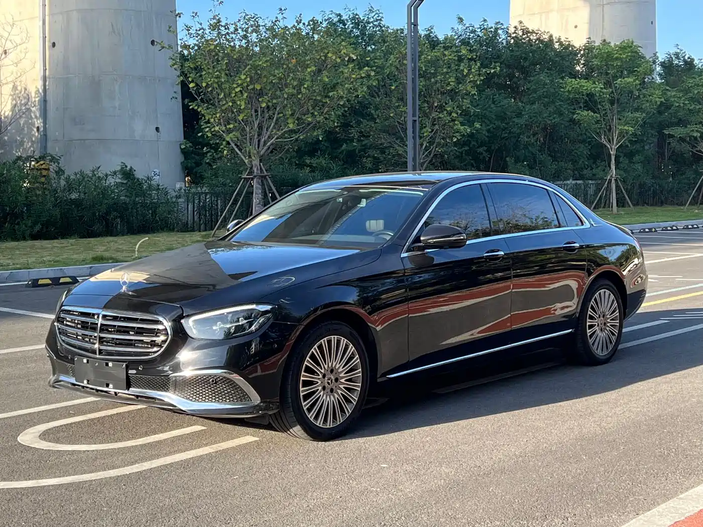  E CLASS