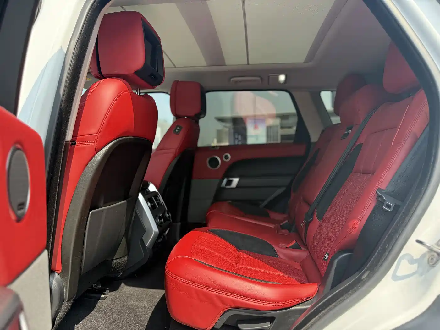 Land Rover Range Rover Sport 2020 3.0 L6 HSE DYNAMIC фото 6