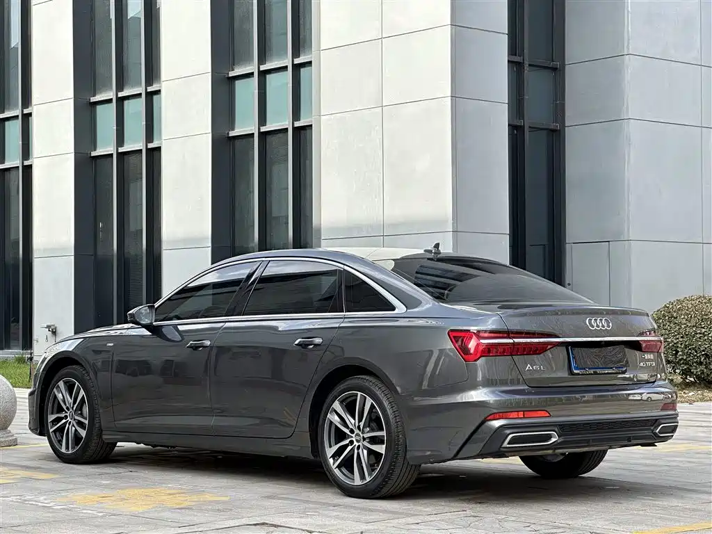 Audi A6L 2019 40 TFSI Luxury Dynamic фото 5