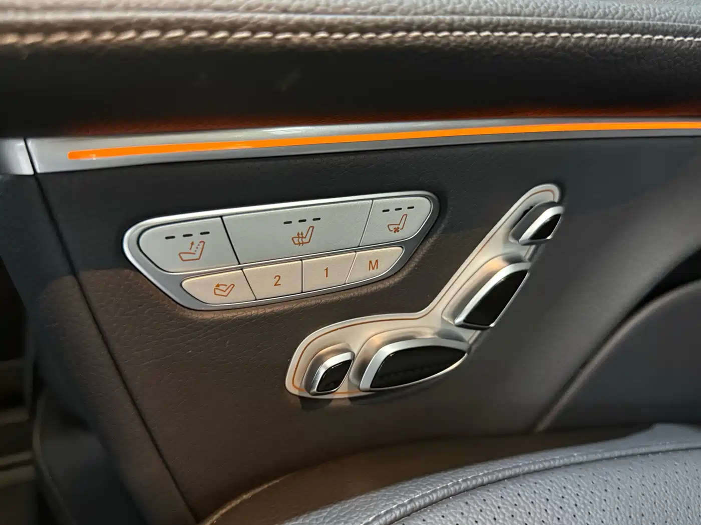 Mercedes-Benz V-Class 2021 V 260 Premium Edition фото 17