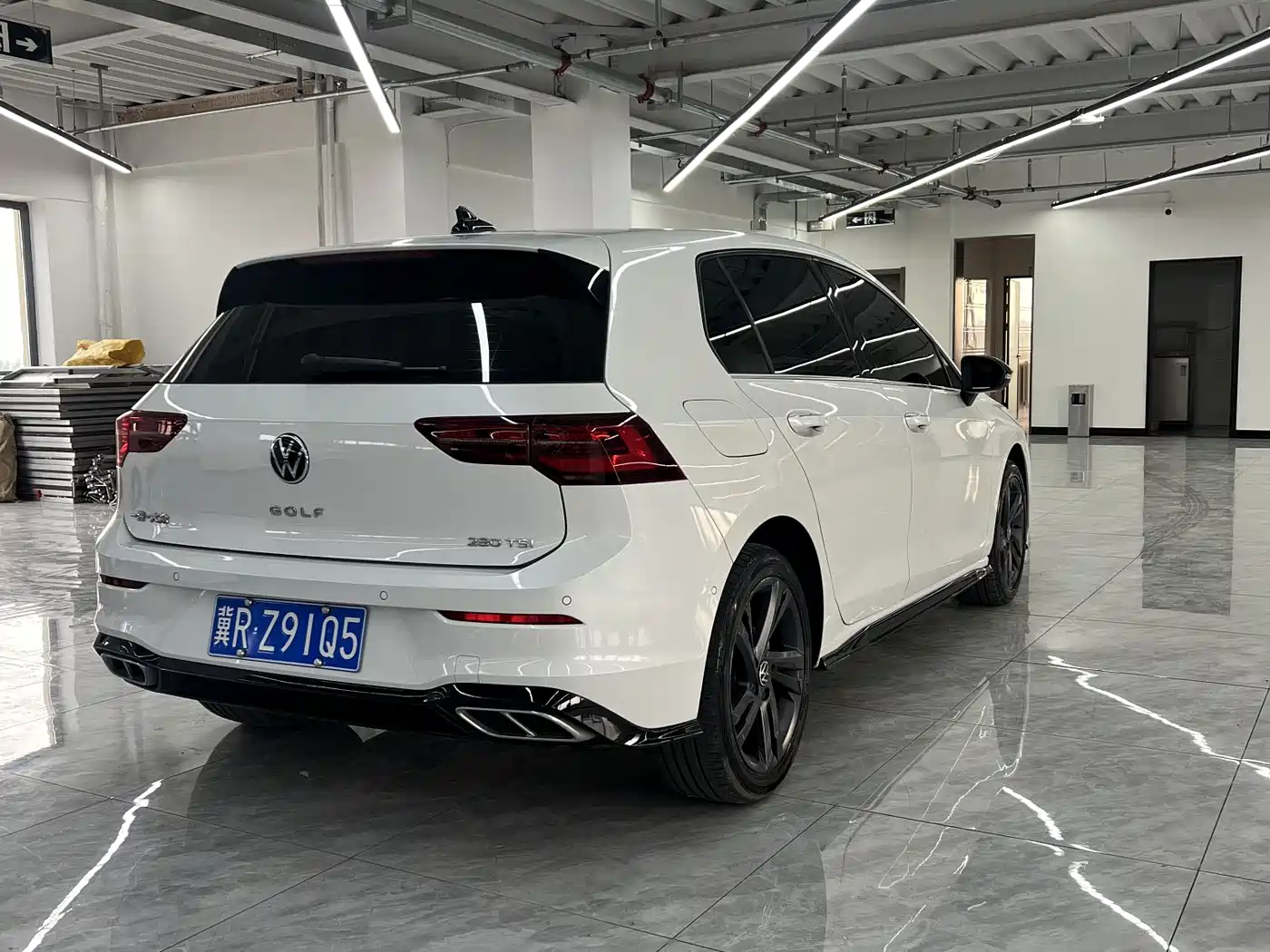 Volkswagen Golf 2023 Facelift 280TSI DSG R-Line Lite фото 5