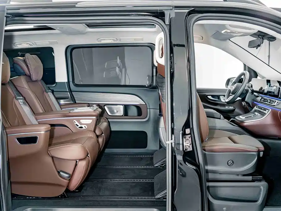 Mercedes-Benz V-Class 2025 2024 V 300 L Long Wheelbase Luxury Edition