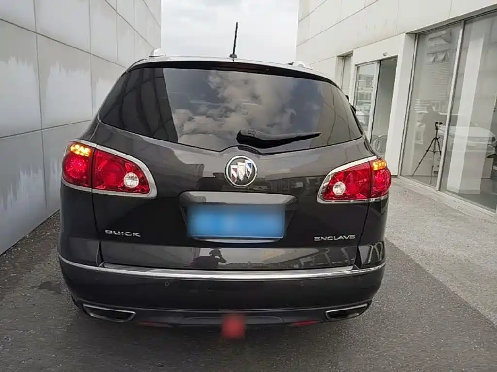 Фото 6 - Buick Enclave