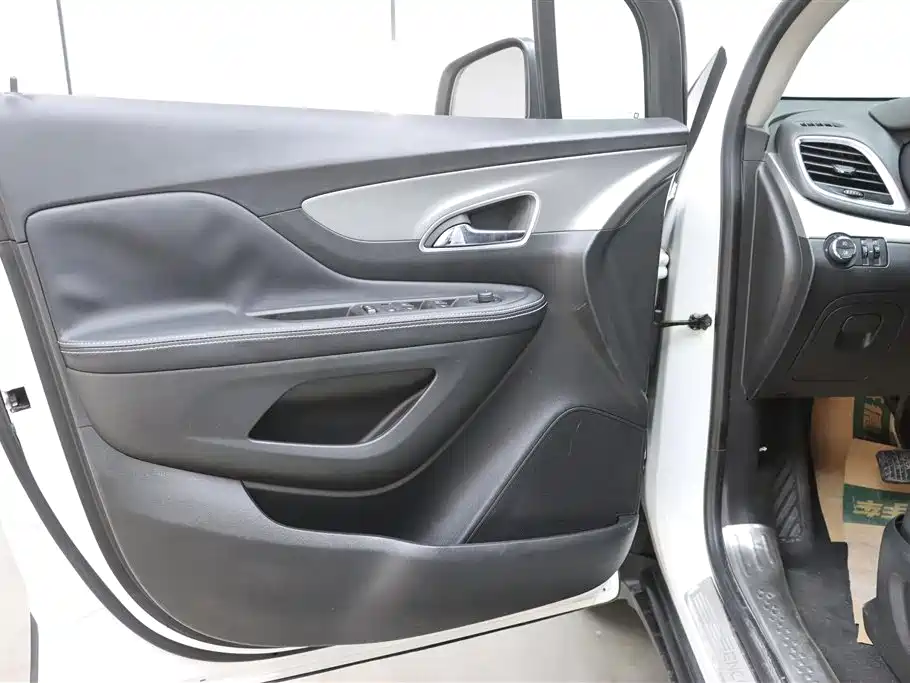 Buick Encore 2015 1.4T Automatic 2WD Urban Elite фото 10